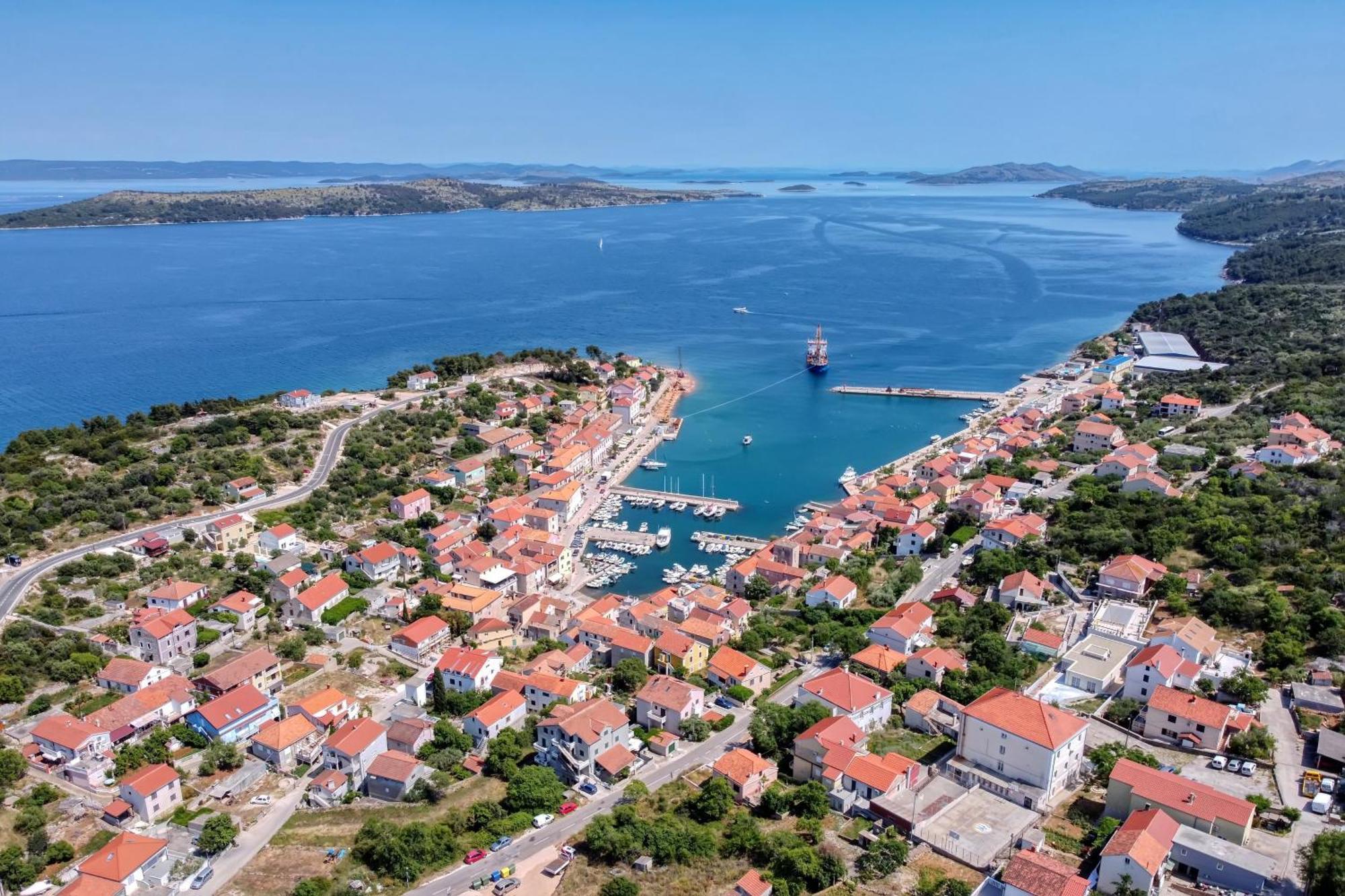 Apartments With A Parking Space Sali, Dugi Otok - 8084 外观 照片
